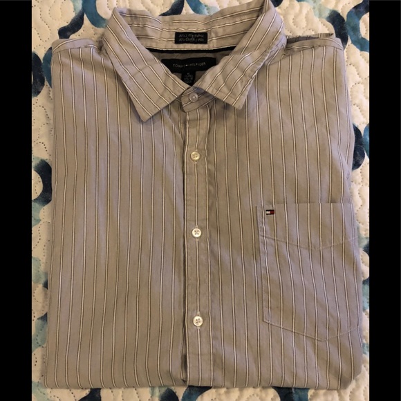 Tommy Hilfinger Men’s Gray Striped Button Down - Picture 2 of 4
